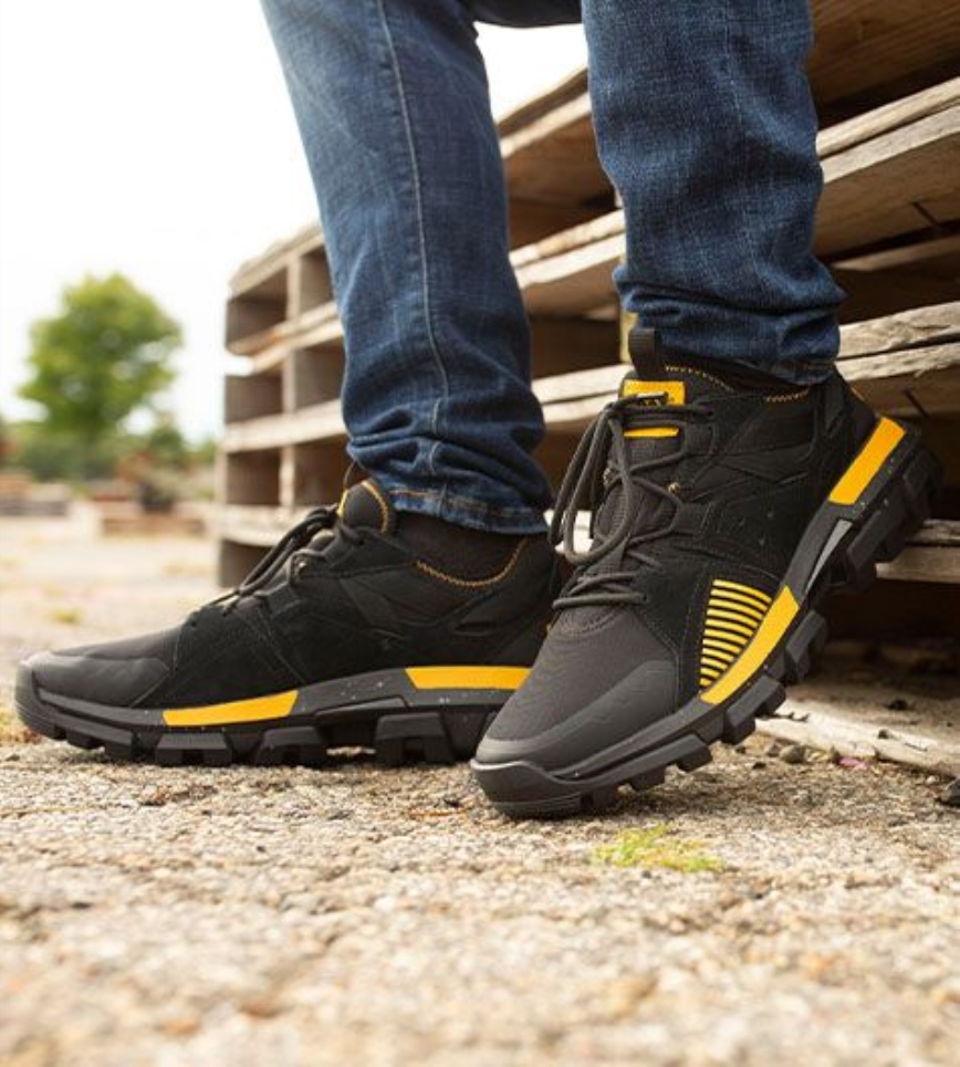 Black-Cat Yellow Raider Sport Sneaker Cat Footwear